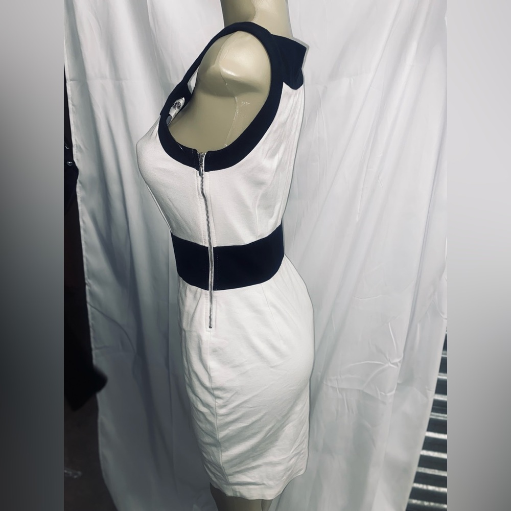 White and navy blue casual dress